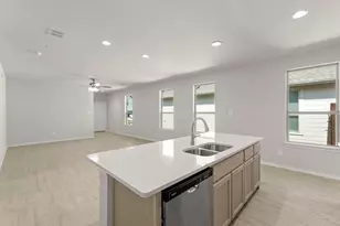 1641 Mdw Crst Dr, Aubrey, TX 76227 - Photo 5