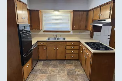 1706 E 15th Street, Plano, TX 75074 - Photo 9