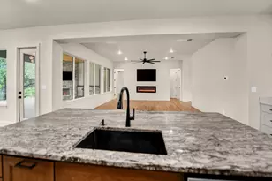 1050 Kingsley Ct, Weatherford, TX 76087 - Photo 17
