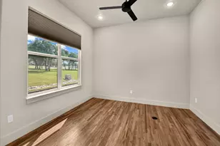 1050 Kingsley Ct, Weatherford, TX 76087 - Photo 11