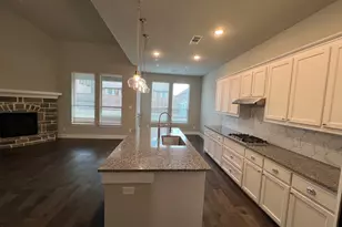 1317 Thrasher Dr, Little Elm, TX 75068 - Photo 7