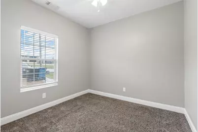 426 W Coffin Street, Denison, TX 75020 - Photo 13