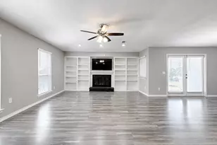 1223 Sequoia Dr, DeSoto, TX 75115 - Photo 3