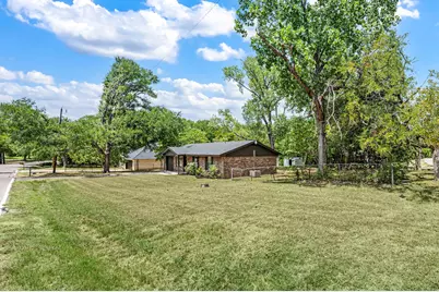 1409 Scotland Avenue, Azle, TX 76020 - Photo 23
