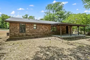 1409 Scotland Ave, Azle, TX 76020 - Photo 25
