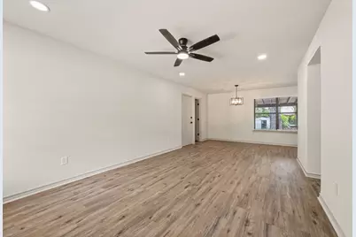 1409 Scotland Avenue, Azle, TX 76020 - Photo 11