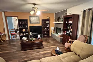 1206 Crestwood Dr, Cleburne, TX 76033 - Photo 39