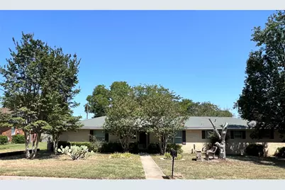 1206 Crestwood Drive, Cleburne, TX 76033 - Photo 1