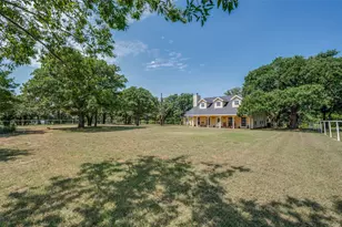 229 Quail Run Rd, Valley View, TX 76272 - Photo 5