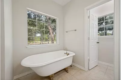 229 Quail Run Road, Valley View, TX 76272 - Photo 23