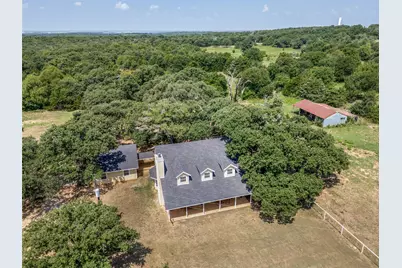 229 Quail Run Road, Valley View, TX 76272 - Photo 33
