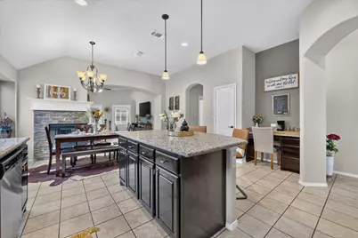 220 Carson Drive, Waxahachie, TX 75167 - Photo 5