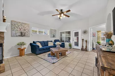 220 Carson Drive, Waxahachie, TX 75167 - Photo 9