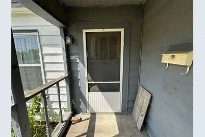 405 W Avenue E, Garland, TX 75040 - Photo 7