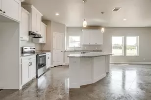 20B Frost Ln, Mineral Wells, TX 76067 - Photo 3