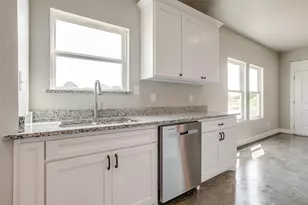 20B Frost Ln, Mineral Wells, TX 76067 - Photo 5