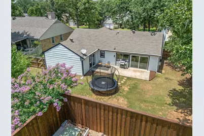 408 Thorn Wood Drive, Euless, TX 76039 - Photo 23