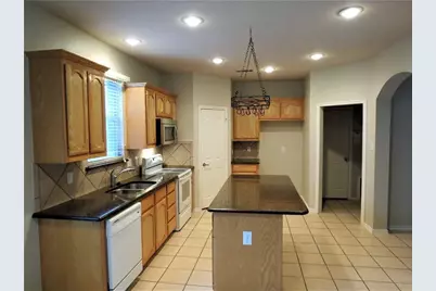 8004 Ranchvale Lane, Arlington, TX 76002 - Photo 7