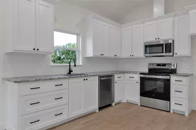 811 SW 28th Street, Mineral Wells, TX 76067 - Photo 9