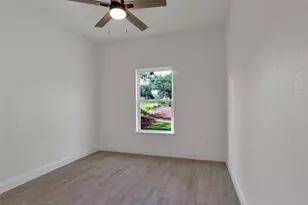 811 SW 28th St, Mineral Wells, TX 76067 - Photo 25