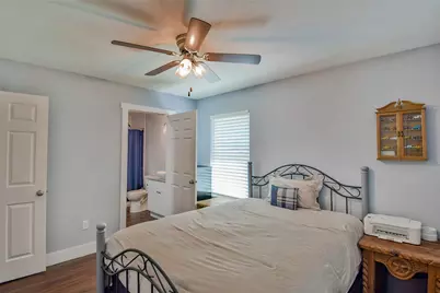 903 Comanche Cove Drive, Granbury, TX 76048 - Photo 11