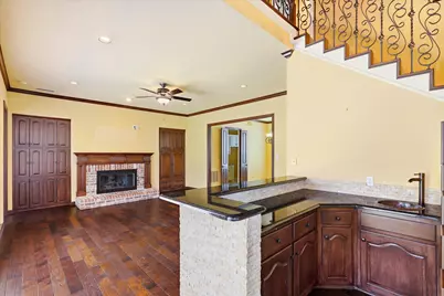 4545 Waterford Drive, Plano, TX 75024 - Photo 9