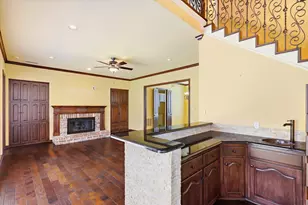 4545 Waterford Dr, Plano, TX 75024 - Photo 9