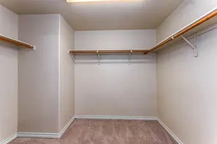 5946 Harbor Glen Dr, Dallas, TX 75249 - Photo 13