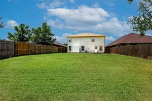 5946 Harbor Glen Dr, Dallas, TX 75249 - Photo 23