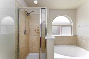 5946 Harbor Glen Dr, Dallas, TX 75249 - Photo 13
