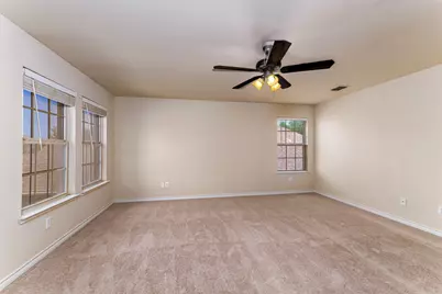5946 Harbor Glen Drive, Dallas, TX 75249 - Photo 15