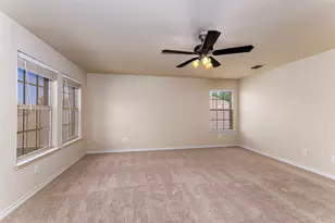 5946 Harbor Glen Dr, Dallas, TX 75249 - Photo 15
