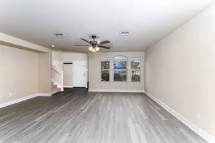 5946 Harbor Glen Dr, Dallas, TX 75249 - Photo 7