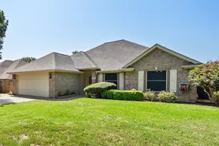 1104 Starling Ct, Burleson, TX 76028 - Photo 27
