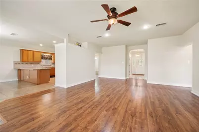 1104 Starling Court, Burleson, TX 76028 - Photo 11