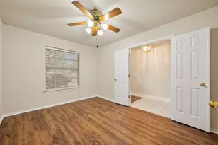 1104 Starling Ct, Burleson, TX 76028 - Photo 17