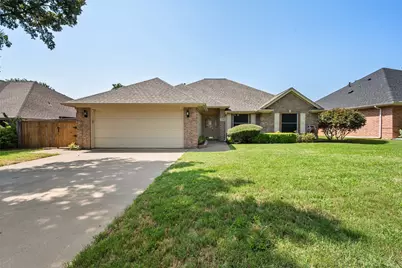 1104 Starling Court, Burleson, TX 76028 - Photo 25