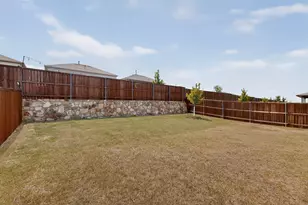 980 Burnett Dr, Aubrey, TX 76227 - Photo 33
