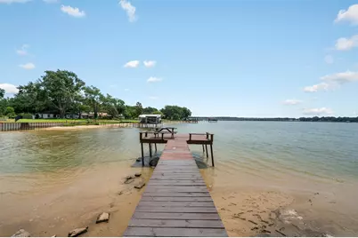 211 Lake Front Drive, Mabank, TX 75156 - Photo 39