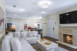 5223 Denton Dr, Dallas, TX 75235 - Photo 9