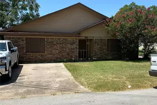404 Jordan Ln, Arlington, TX 76012 - Photo 1
