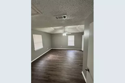 404 Jordan Lane, Arlington, TX 76012 - Photo 7