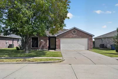 419 Murphy Road, Burleson, TX 76028 - Photo 1