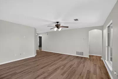 419 Murphy Road, Burleson, TX 76028 - Photo 3