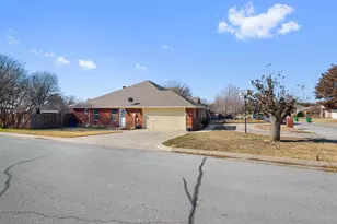 1701 Oakmeadow Dr, Decatur, TX 76234 - Photo 33