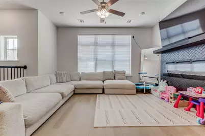 2837 Troutt Drive, Carrollton, TX 75010 - Photo 5