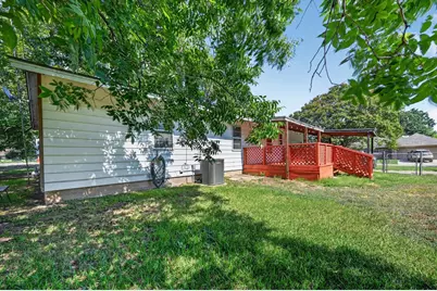 108 S Lakeview Drive, Lake Dallas, TX 75065 - Photo 29