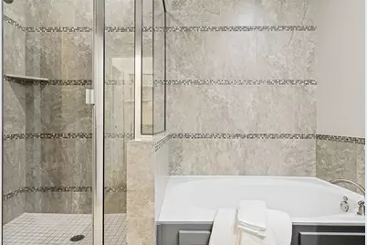 1305 Palm Springs Lane, Dallas, TX 75204 - Photo 23