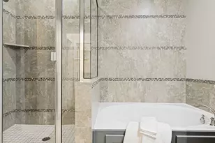 1305 Palm Springs Ln, Dallas, TX 75204 - Photo 23