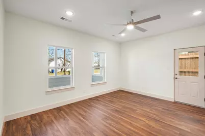 504 E Kimball Street #2, Mansfield, TX 76063 - Photo 5